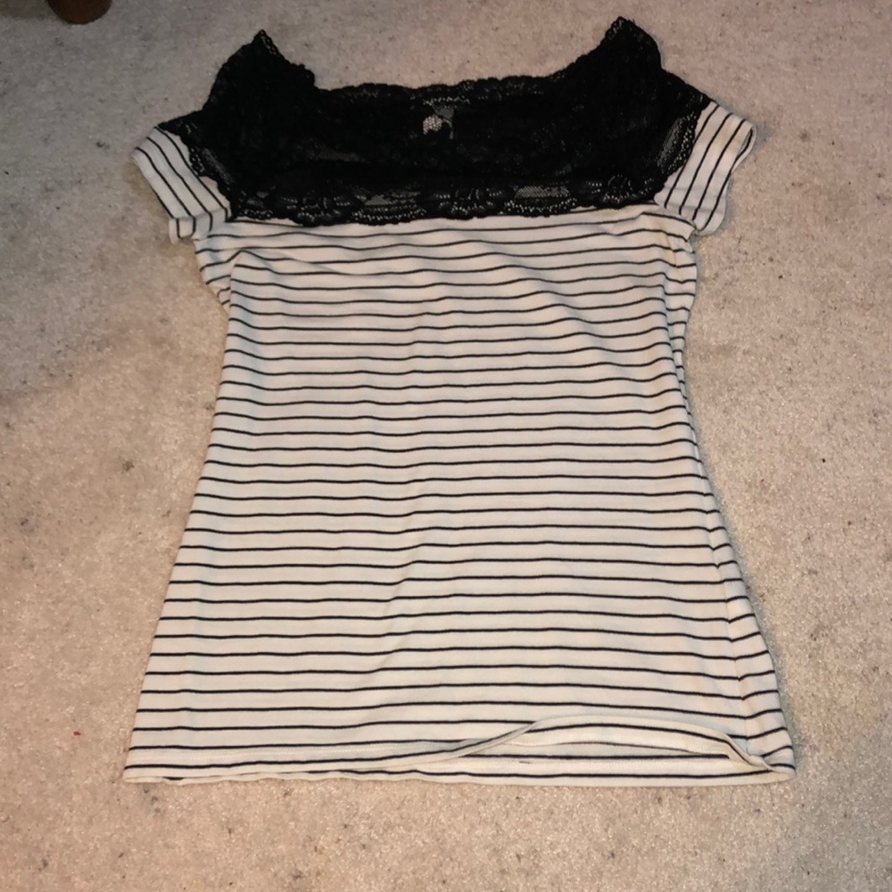 super cute laced t shirt